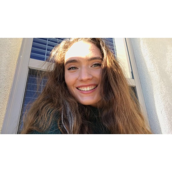 Meet your Posher, Arianna - Picture 1 of 1